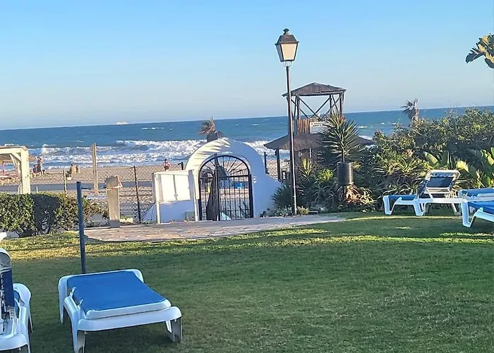 Casita Junto Al Mar En El Puerto De Cabopino