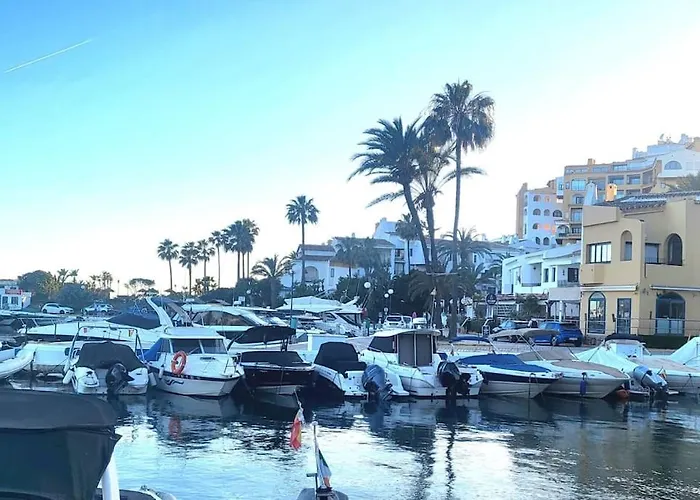 Casita Junto Al Mar En El Puerto De Cabopino