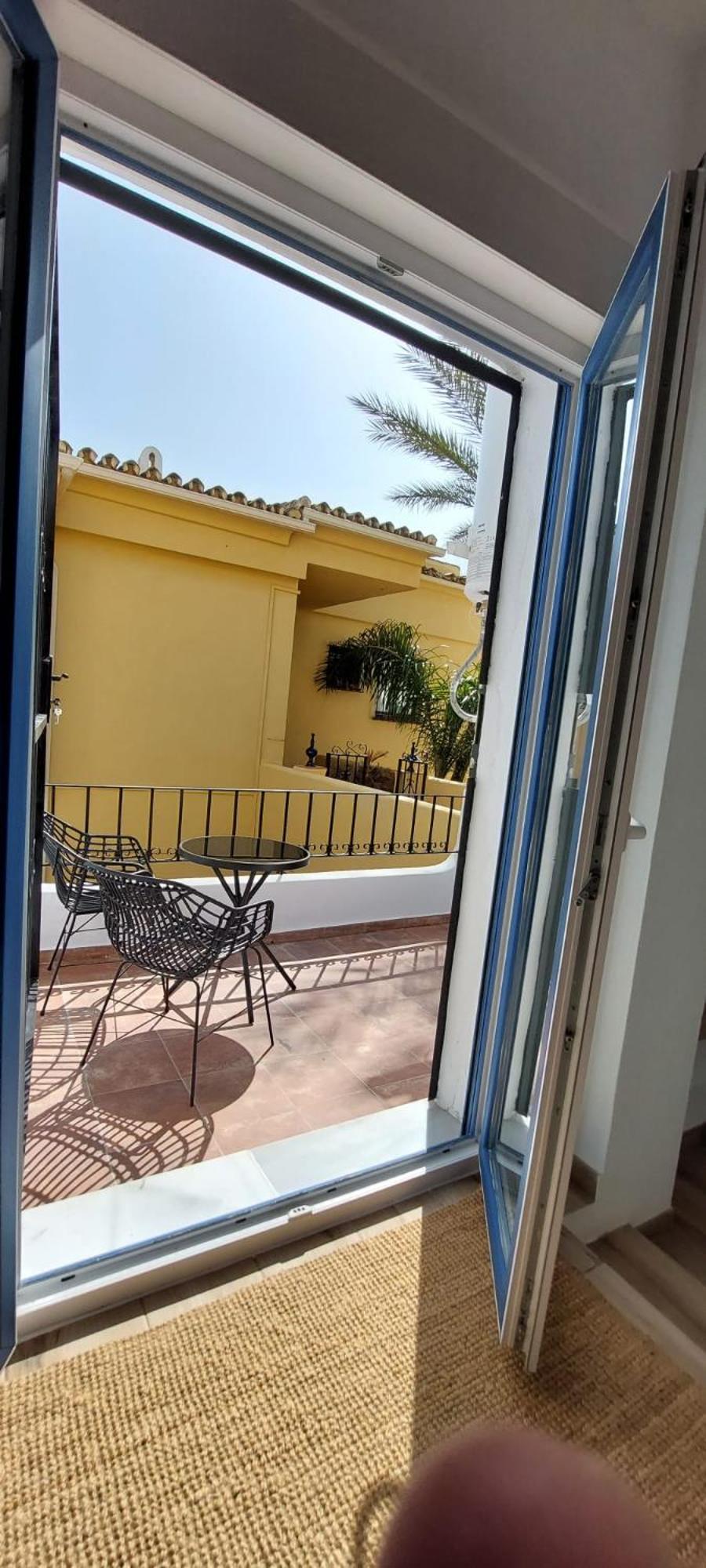 Casita Junto Al Mar En El Puerto De Cabopino *