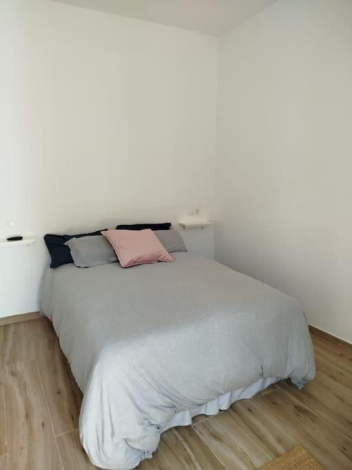 Casita Junto Al Mar En El Puerto De Cabopino Hébergement de vacances Marbellac